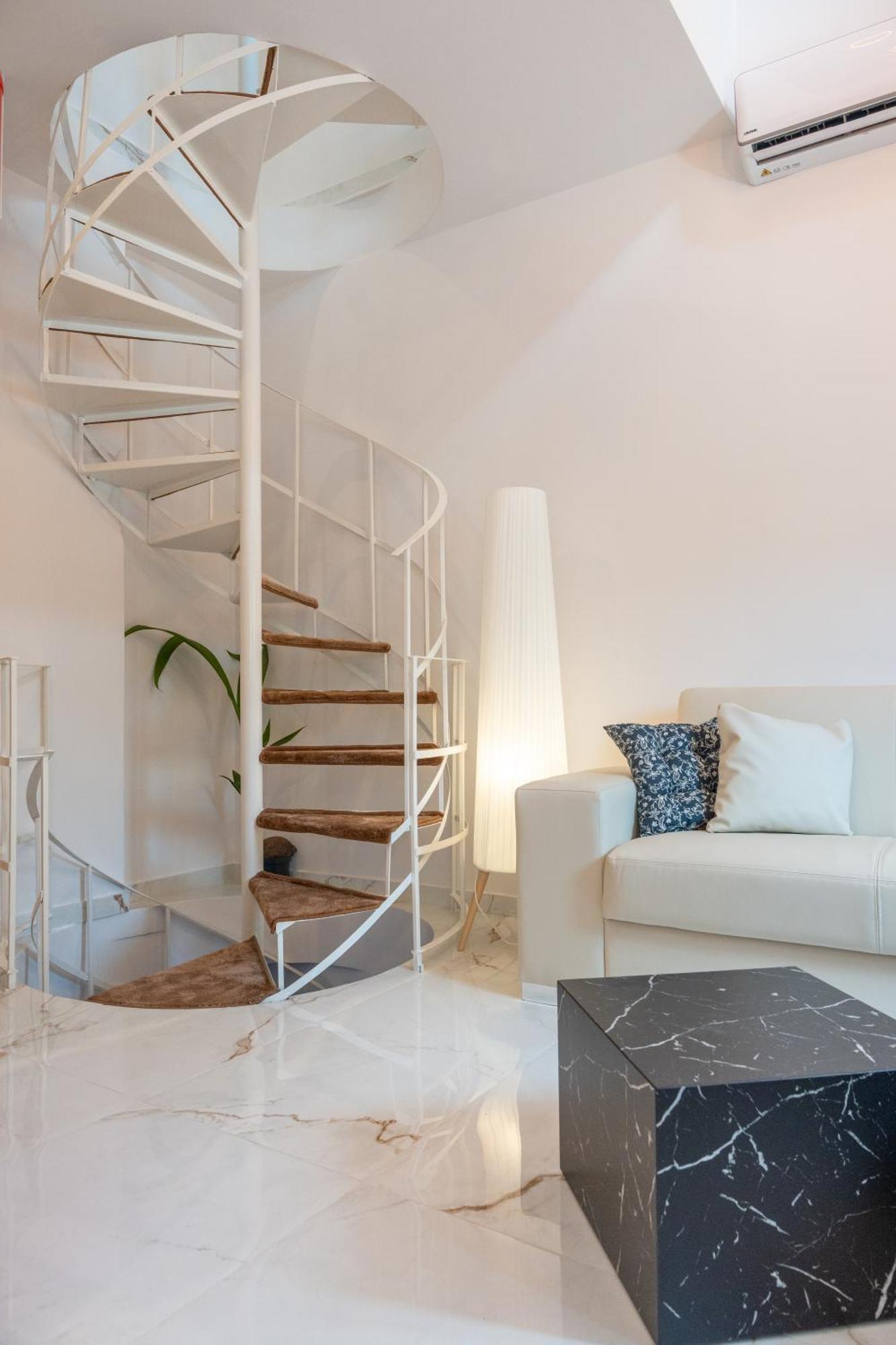Marilouiz Apartment กาลามาตา ภายนอก รูปภาพ